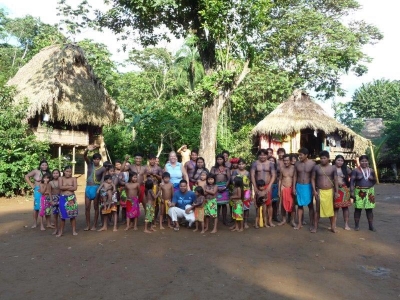 anne_embera_family