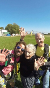 jeannie_skydiving